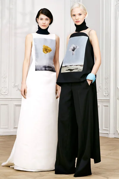 Look 24